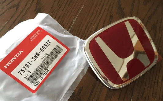 HONDA GENUINE Red Emblem Budge Rear 75701 - SNW - 003ZC